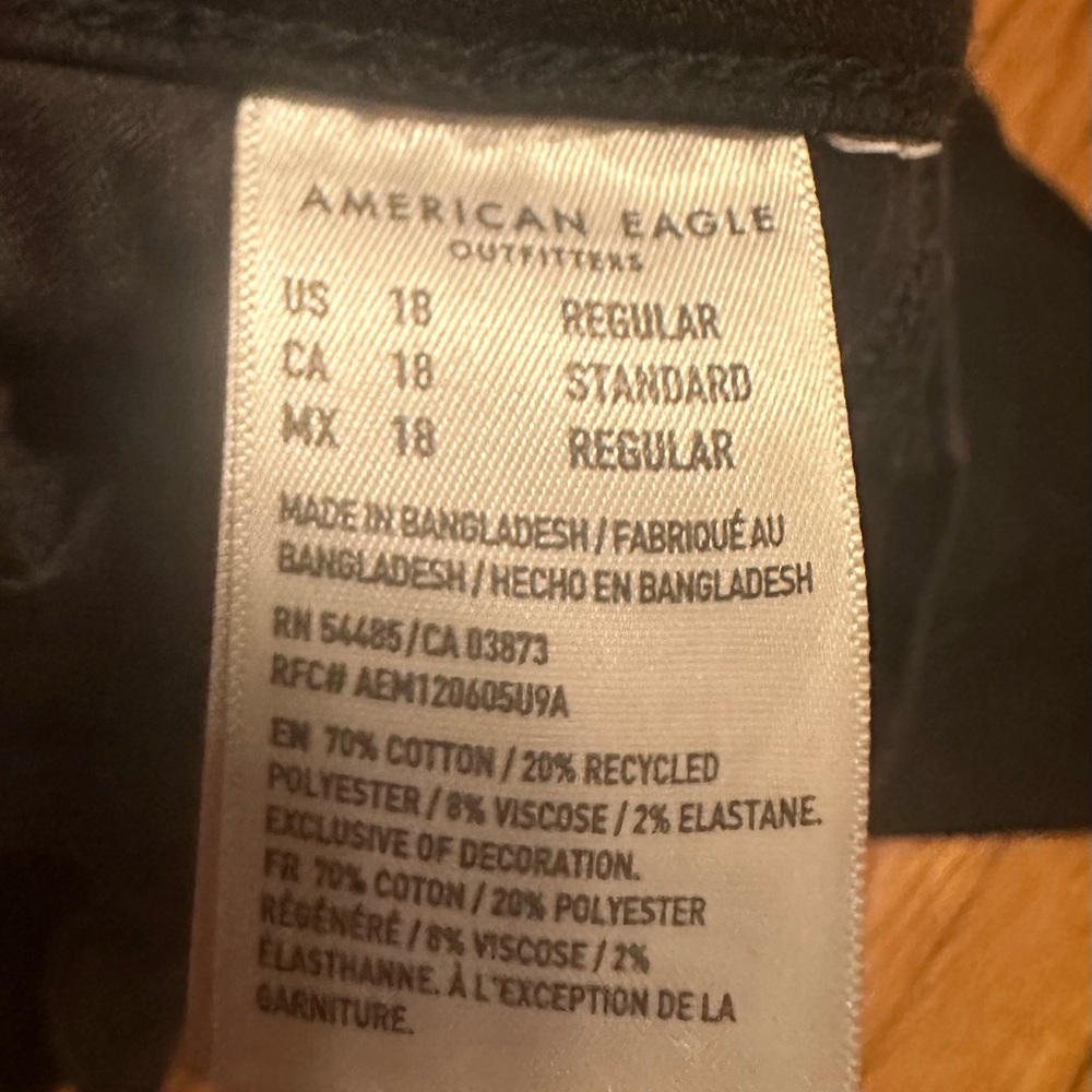 American Eagle Outfitters Black Jeans - Picture 2 of 3